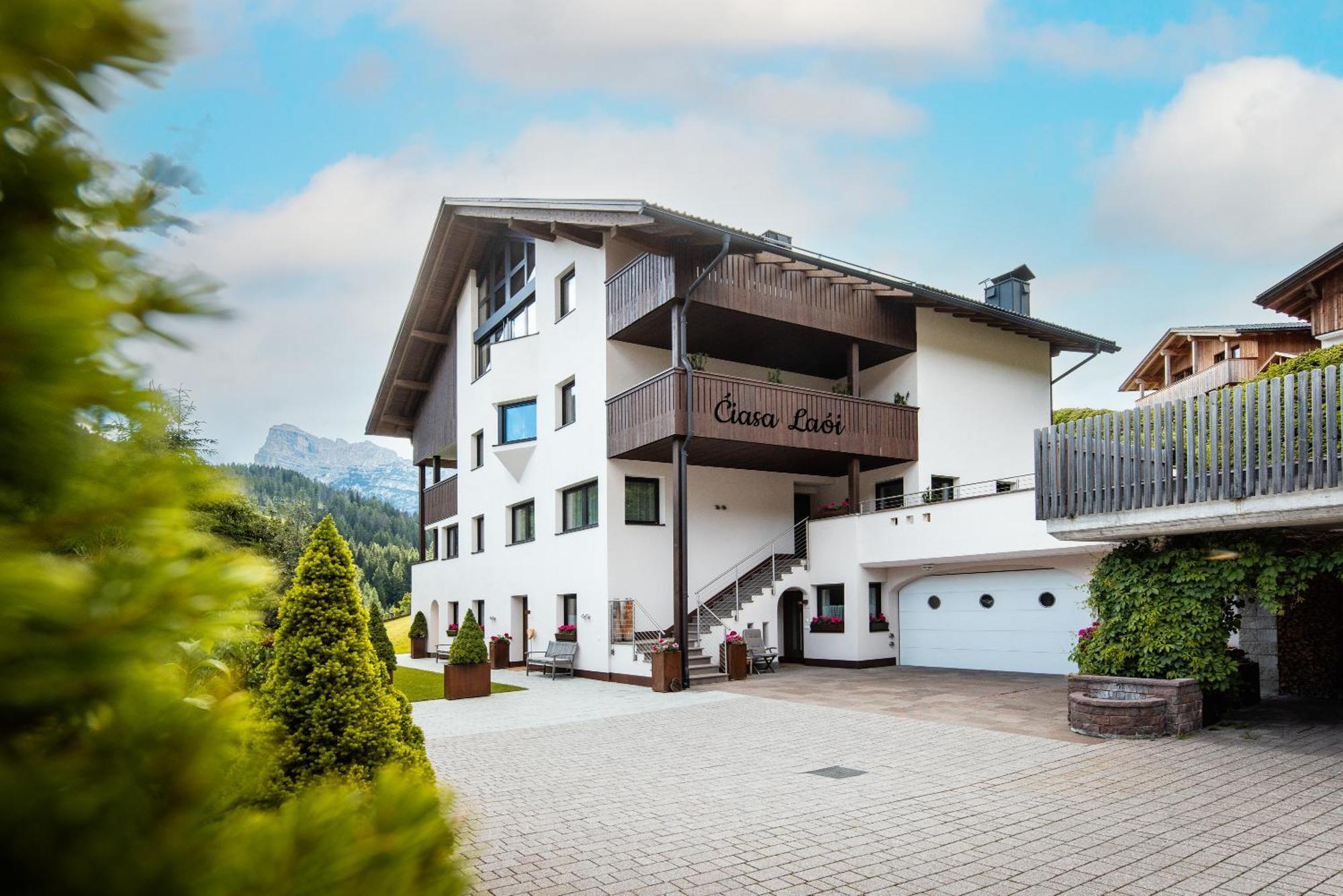 Apartment Ciasa Laoi San Cassiano  Luaran gambar