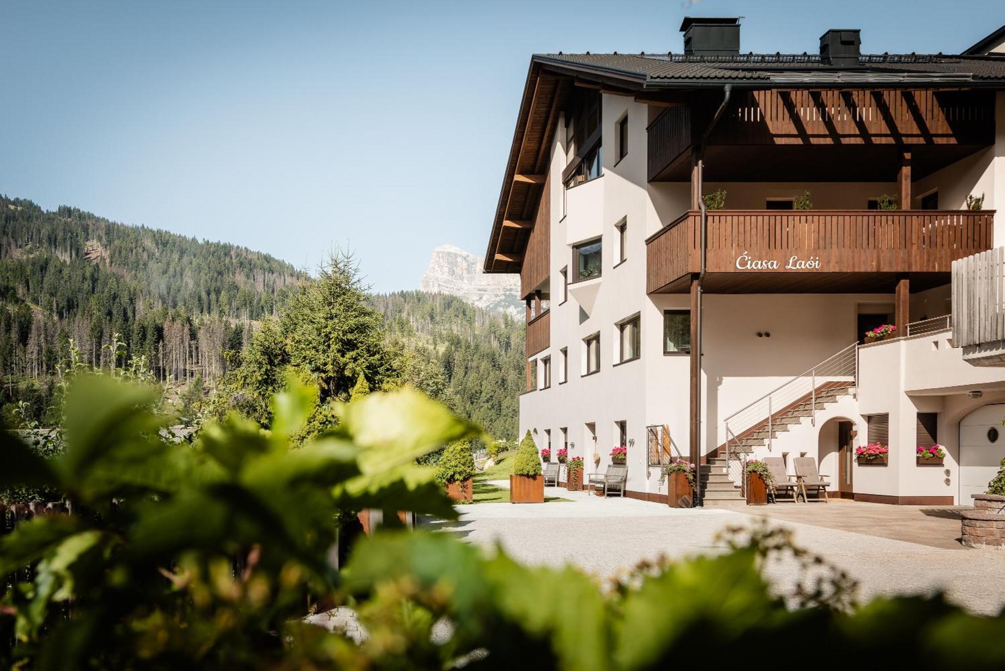 Apartment Ciasa Laoi San Cassiano  Luaran gambar