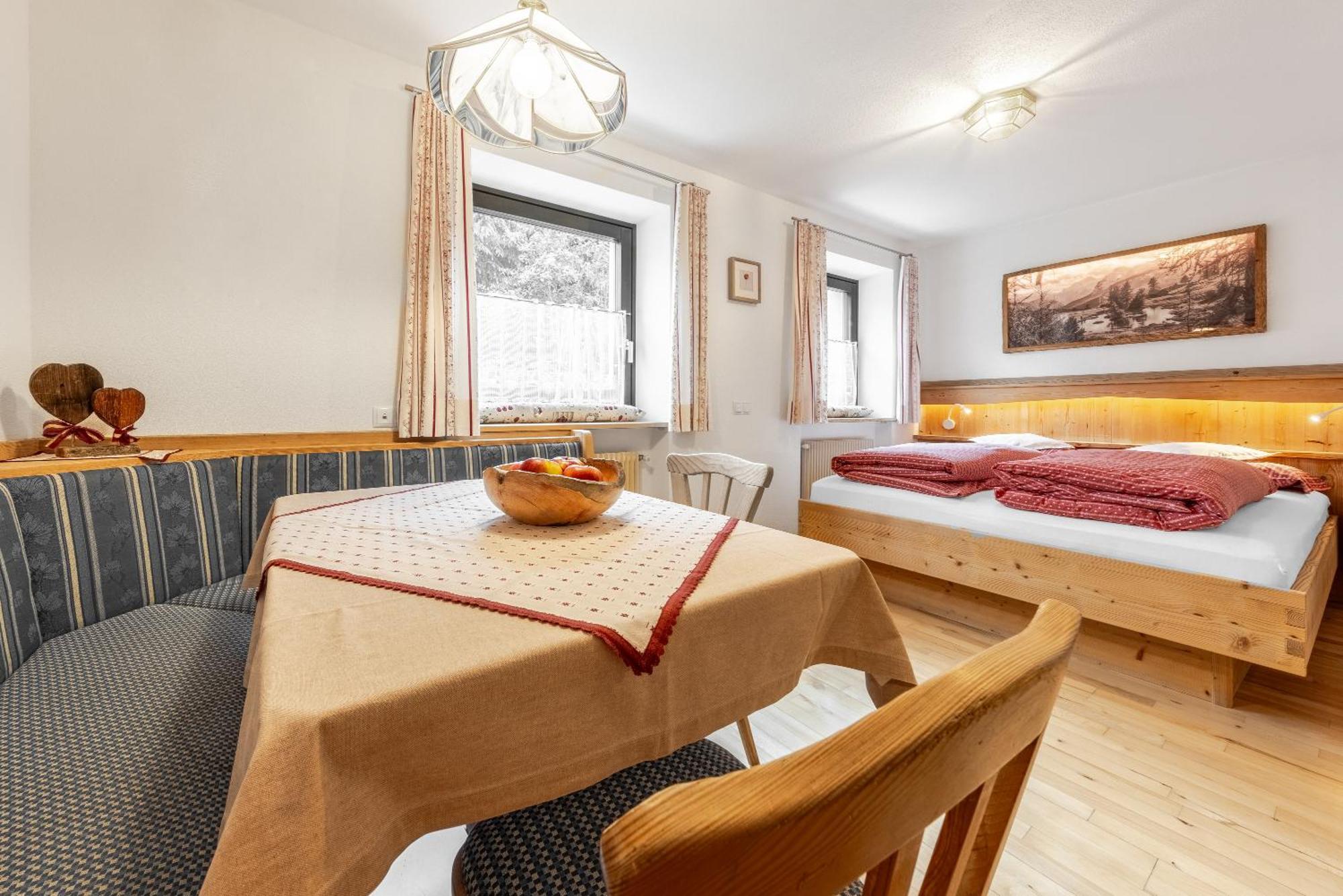 Apartment Ciasa Laoi San Cassiano  Luaran gambar