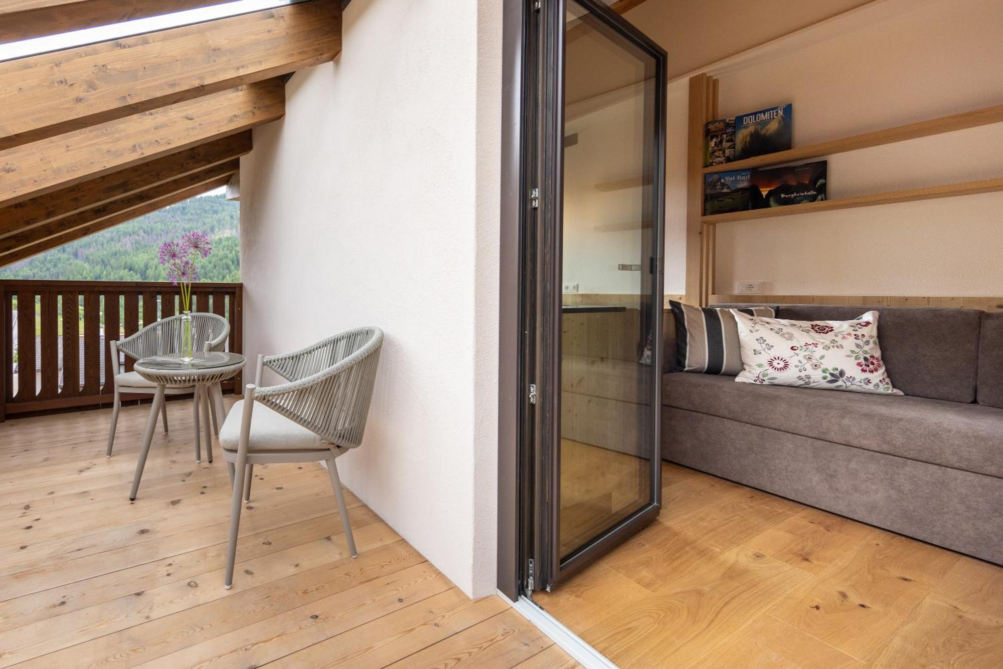Apartment Ciasa Laoi San Cassiano  Luaran gambar