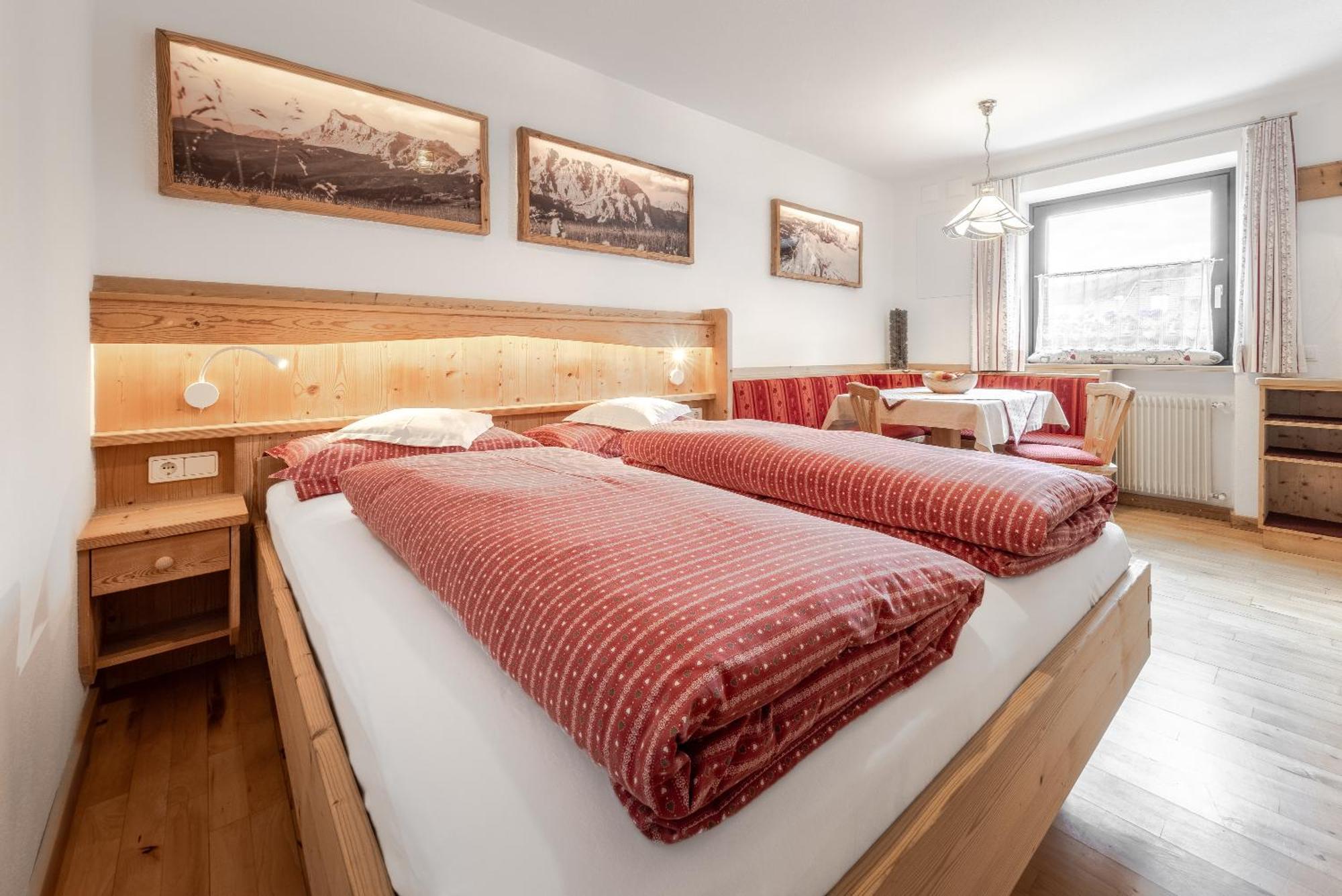Apartment Ciasa Laoi San Cassiano  Luaran gambar